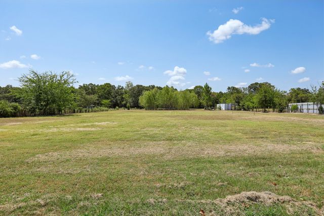 592 VZ County Road 2430, Mabank, TX 75147
