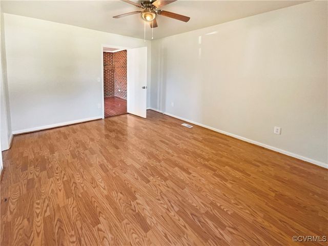 2807 Clingman St, Hopewell, VA 23860