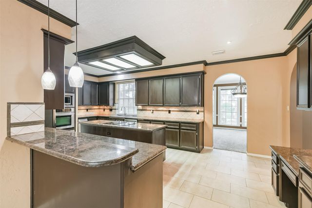 19718 Powerscourt Drive, Humble, TX 77346