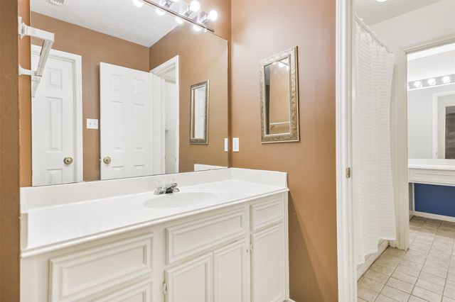 19718 Powerscourt Drive, Humble, TX 77346
