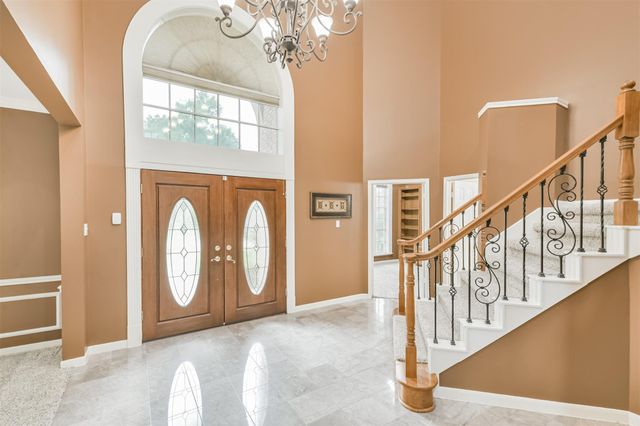 19718 Powerscourt Drive, Humble, TX 77346