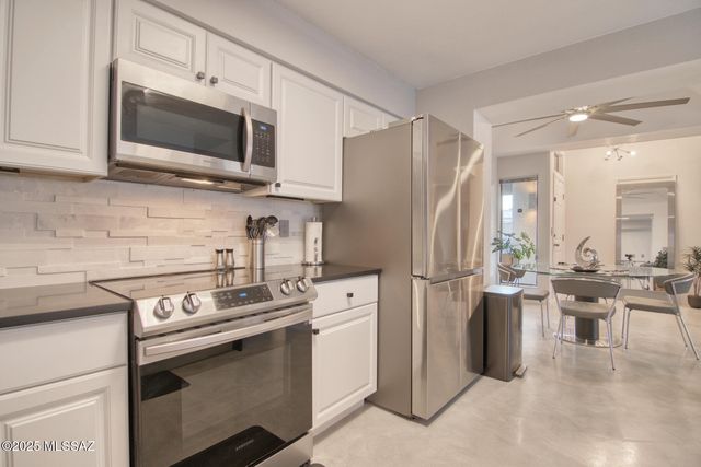 5565 N Mica Mountain Drive, Tucson, AZ 85750