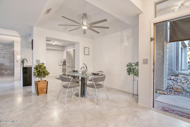 5565 N Mica Mountain Drive, Tucson, AZ 85750