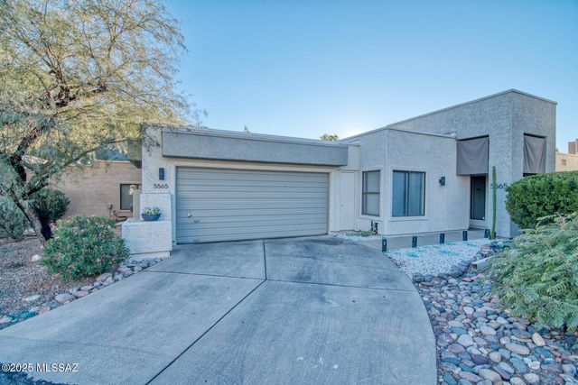 5565 N Mica Mountain Drive, Tucson, AZ 85750
