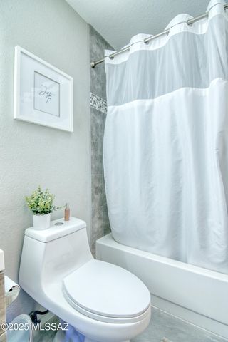 5565 N Mica Mountain Drive, Tucson, AZ 85750