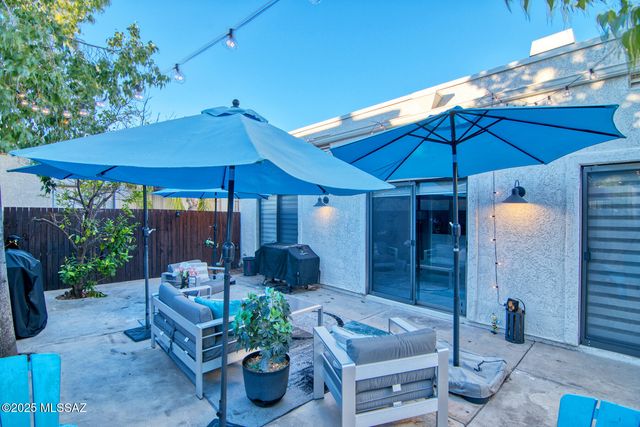 5565 N Mica Mountain Drive, Tucson, AZ 85750