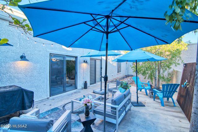 5565 N Mica Mountain Drive, Tucson, AZ 85750