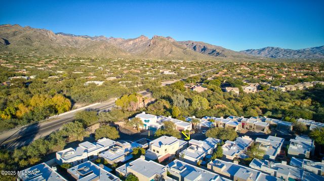 5565 N Mica Mountain Drive, Tucson, AZ 85750