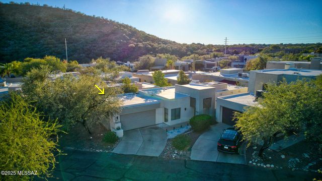 5565 N Mica Mountain Drive, Tucson, AZ 85750