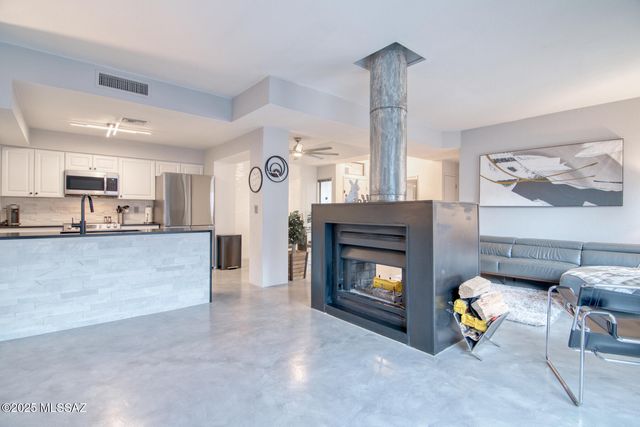 5565 N Mica Mountain Drive, Tucson, AZ 85750