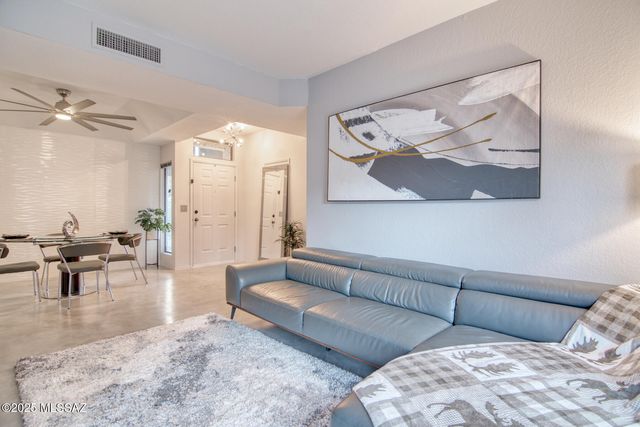 5565 N Mica Mountain Drive, Tucson, AZ 85750