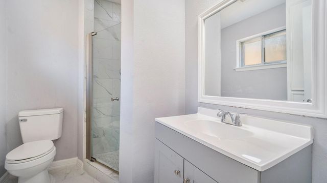 3008 Columbia Street, Baytown, TX 77521