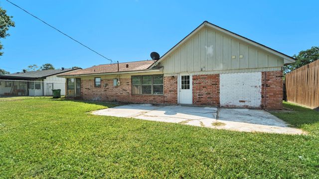 3008 Columbia Street, Baytown, TX 77521