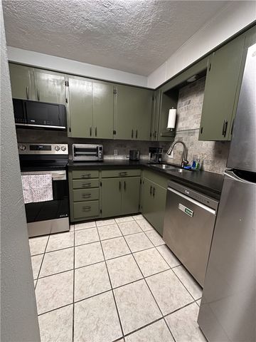 3820 Plainsman Lane, Bryan, TX 77802