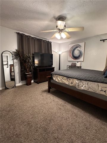 3820 Plainsman Lane, Bryan, TX 77802