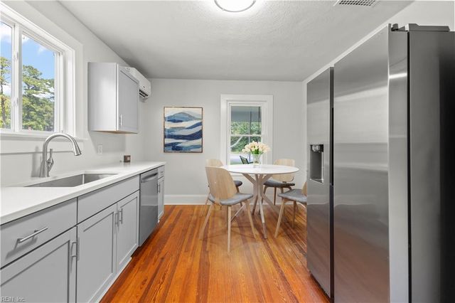 9 Greene RD, Mathews, VA 23109