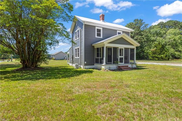 9 Greene RD, Mathews, VA 23109