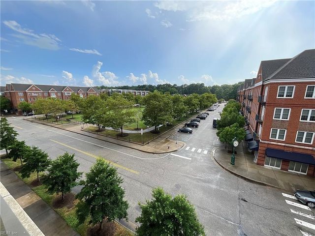 230 Nat Turner Blvd S Apt 4011, Newport News, VA 23606