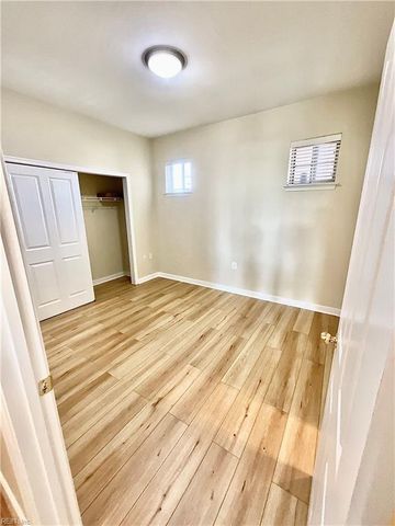 230 Nat Turner Blvd S Apt 4011, Newport News, VA 23606