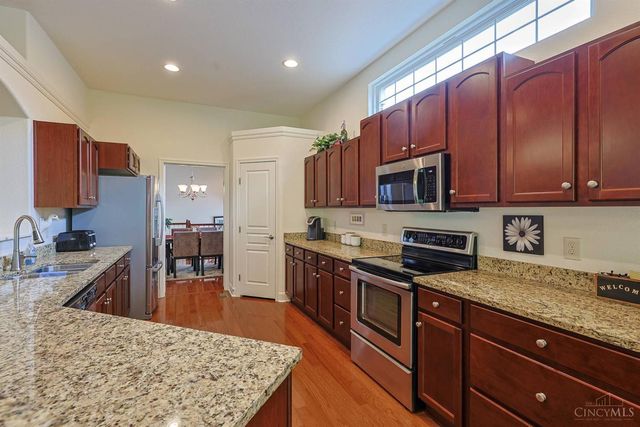3648 Highland Green, Pierce Twp, OH 45245