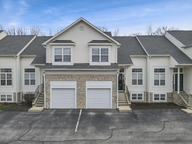 354 Preswicke Mill, Blacklick, OH 43004