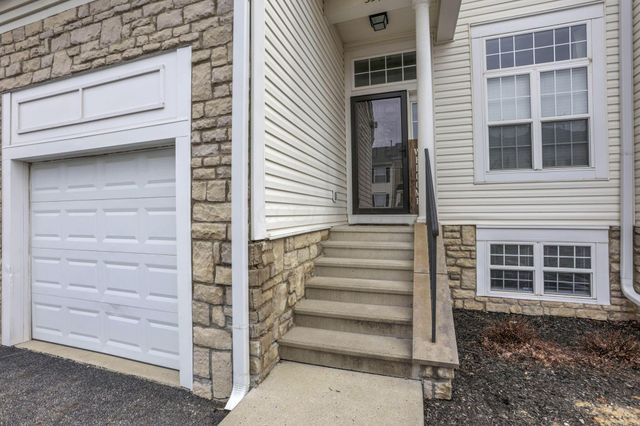 354 Preswicke Mill, Blacklick, OH 43004