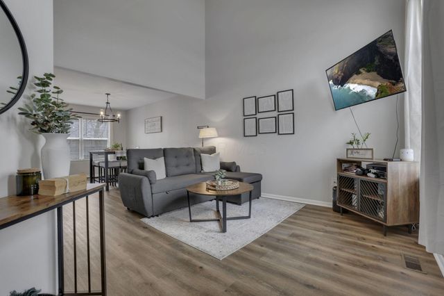 354 Preswicke Mill, Blacklick, OH 43004