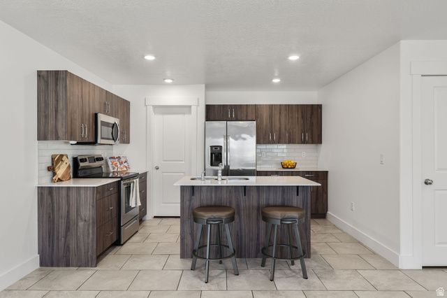 6558 S ASPEN LN, South Weber, UT 84405