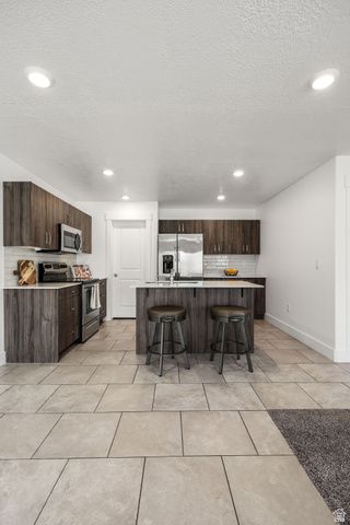 6558 S ASPEN LN, South Weber, UT 84405