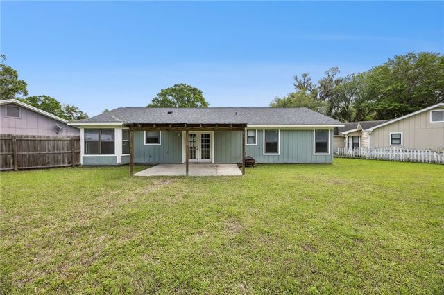 227 Cypress Drive, Kingsland, GA 31548
