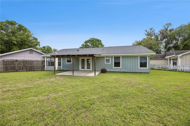 227 Cypress Drive, Kingsland, GA 31548