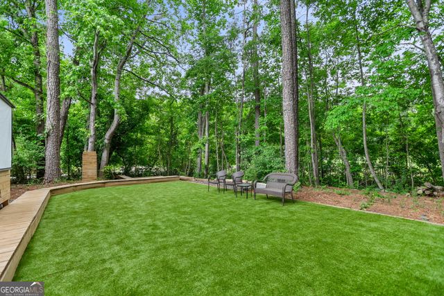 9 W Park Court, Newnan, GA 30263