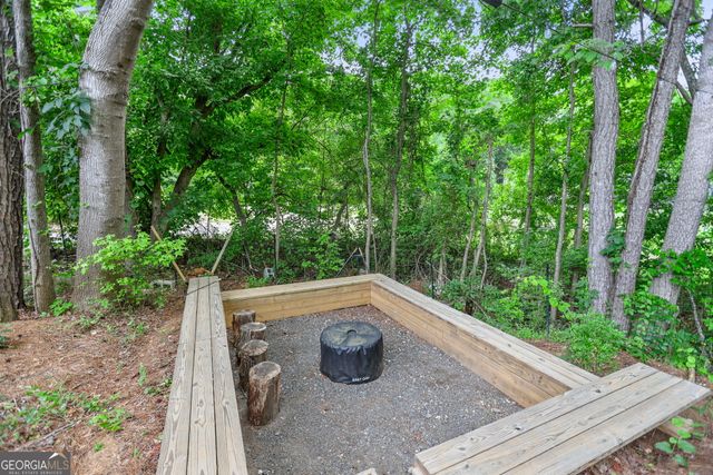 9 W Park Court, Newnan, GA 30263