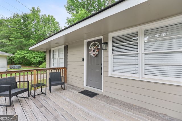 9 W Park Court, Newnan, GA 30263