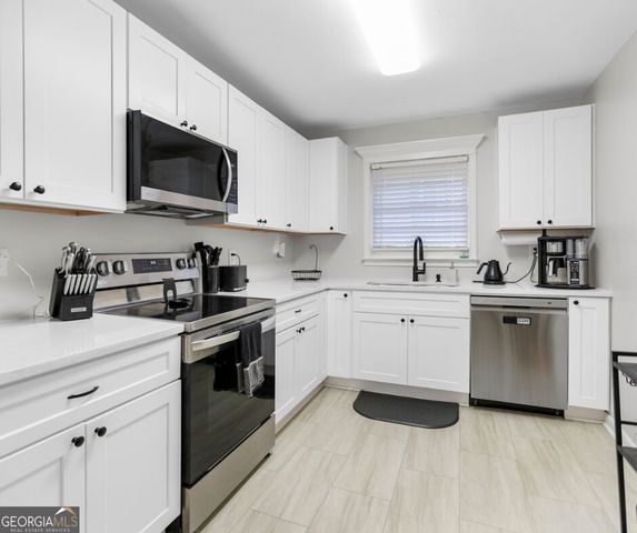 9 W Park Court, Newnan, GA 30263