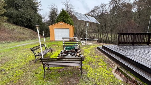 10165 Cave City Rd, Mountain Ranch, CA 95246