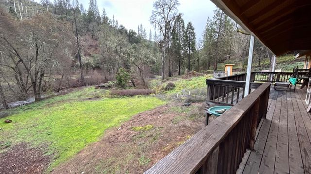 10165 Cave City Rd, Mountain Ranch, CA 95246