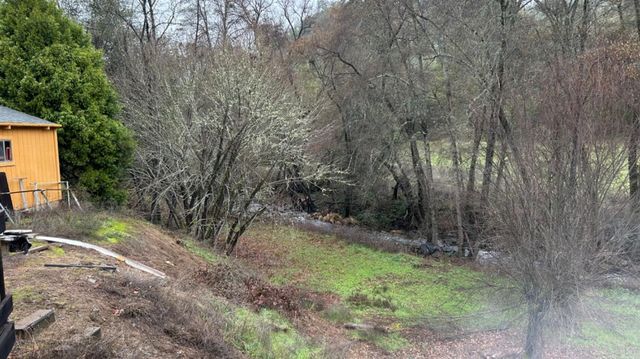 10165 Cave City Rd, Mountain Ranch, CA 95246