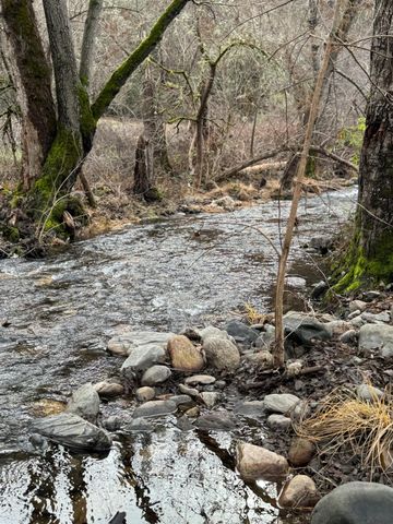 10165 Cave City Rd, Mountain Ranch, CA 95246