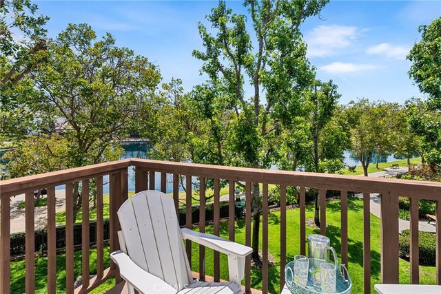 169 Montana Del Lago Drive, Rancho Santa Margarita, CA 92688