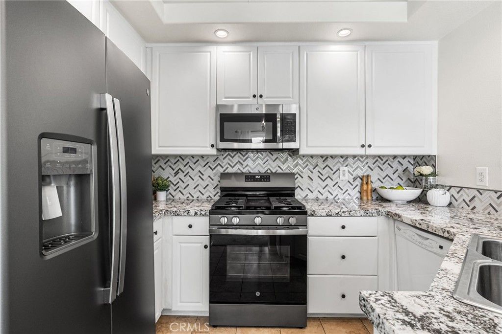 Image 10 of property listing at 169 Montana Del Lago Drive, Rancho Santa Margarita, CA 92688