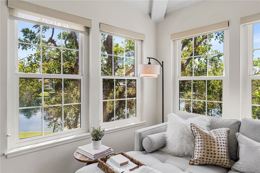 Image 2 of property listing at 169 Montana Del Lago Drive, Rancho Santa Margarita, CA 92688