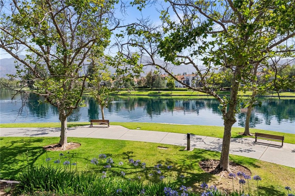 Image 5 of property listing at 169 Montana Del Lago Drive, Rancho Santa Margarita, CA 92688