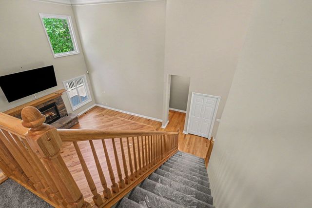 15600 Pine Ridge Drive, Holly, MI 48442