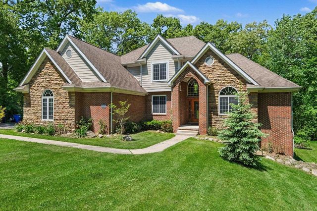 15600 Pine Ridge Drive, Holly, MI 48442