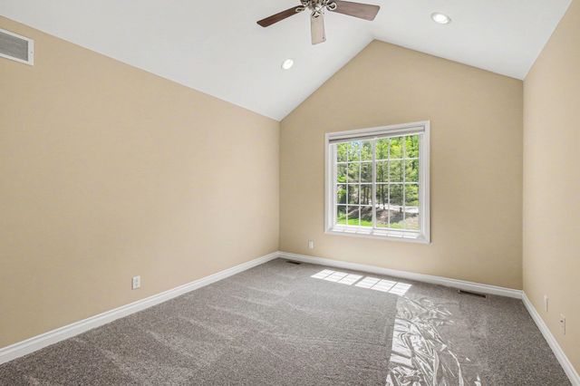 15600 Pine Ridge Drive, Holly, MI 48442