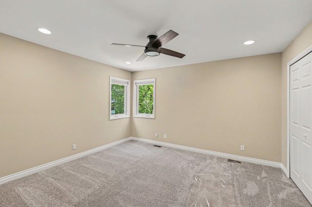 15600 Pine Ridge Drive, Holly, MI 48442