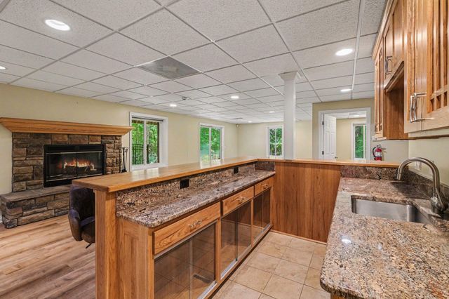 15600 Pine Ridge Drive, Holly, MI 48442