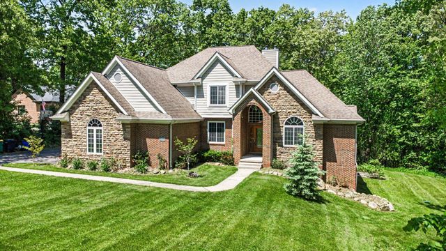15600 Pine Ridge Drive, Holly, MI 48442
