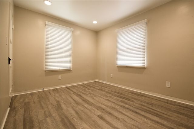 711 W 6th Street 5, Corona, CA 92882